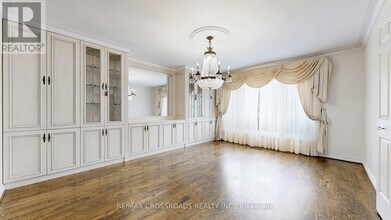 58 Cosmic Dr in Toronto, ON - Building Photo - Building Photo