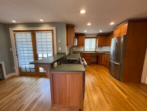 49 Beal Rd in Waltham, MA - Building Photo - Building Photo