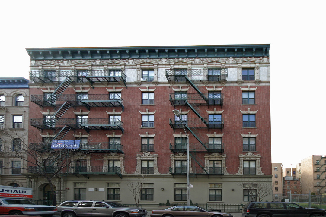 Traymore in New York, NY - Building Photo