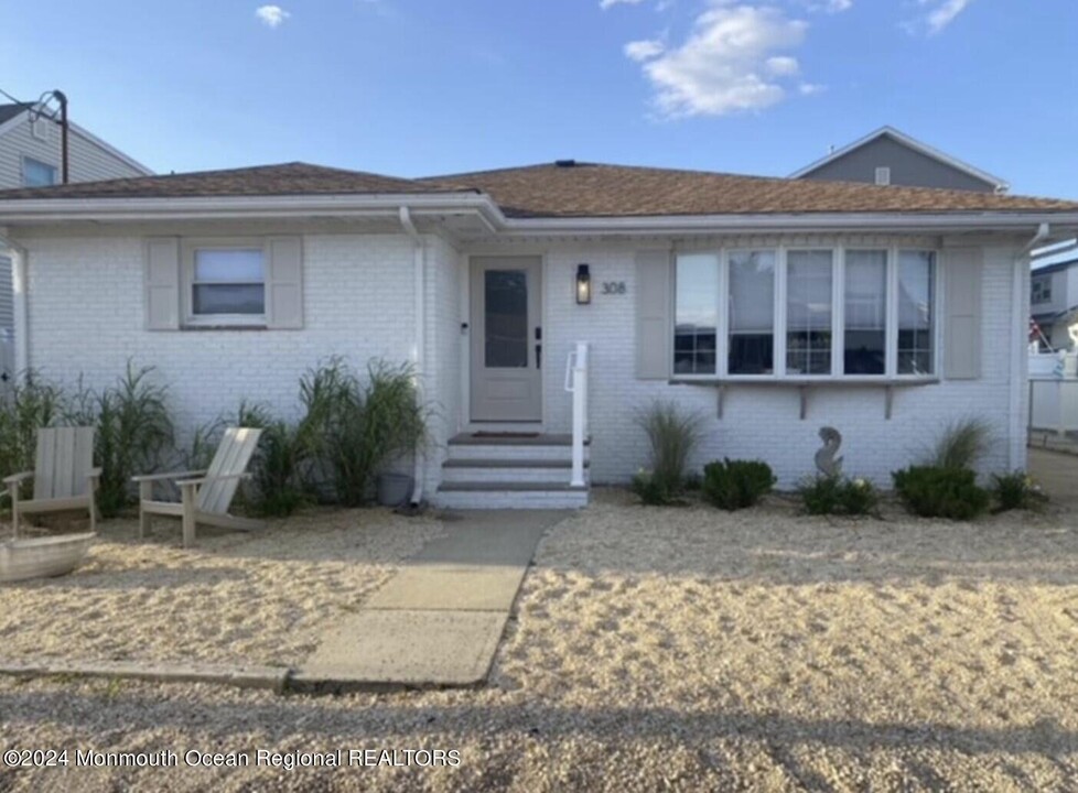 308 Harding Ave in Seaside Heights, NJ - Foto de edificio