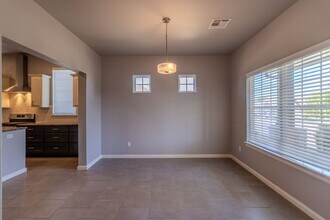 11244 NW 102nd St in Yukon, OK - Building Photo - Building Photo