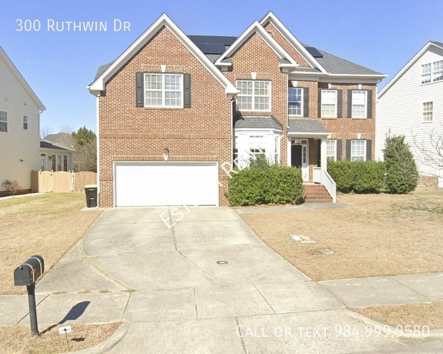 300 Ruthwin Dr in Morrisville, NC - Foto de edificio