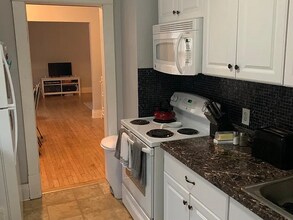 810 University Ave SE in Minneapolis, MN - Building Photo - Building Photo