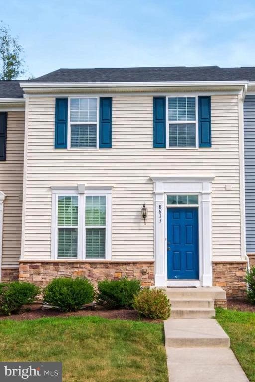 property at 8633 Rosecrans Ln