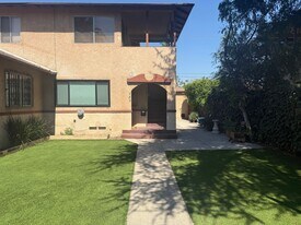 793 W Pomona Blvd in Monterey Park, CA - Building Photo