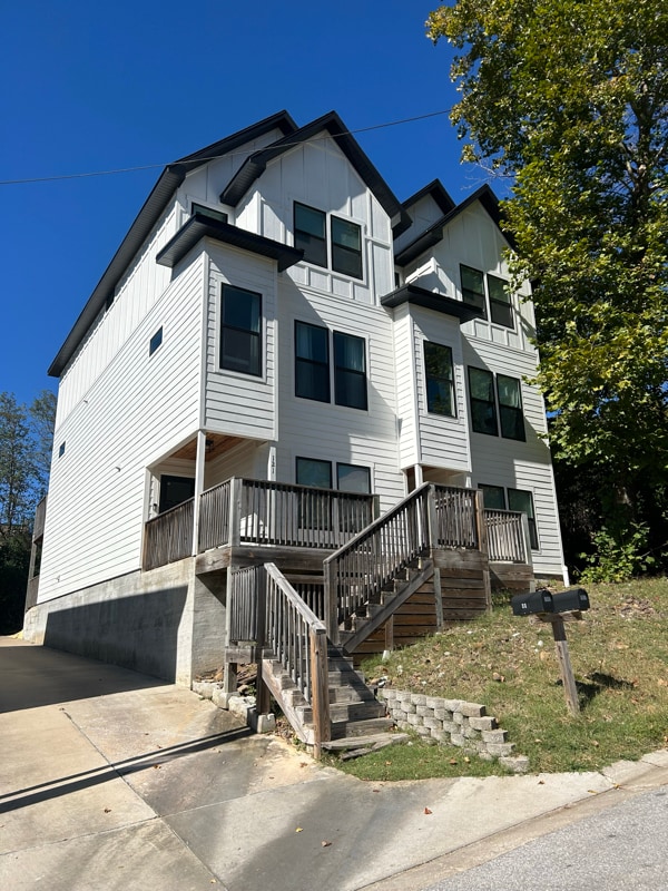 123 N Washington Ave
