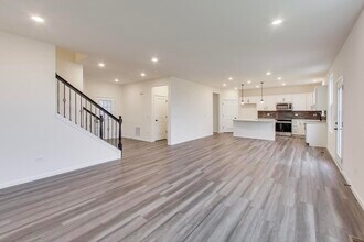 2240 Bent Grass Wy in Bolingbrook, IL - Building Photo - Building Photo