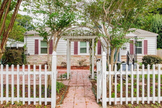 14 Lieutenant St in Pensacola, FL - Building Photo - Building Photo