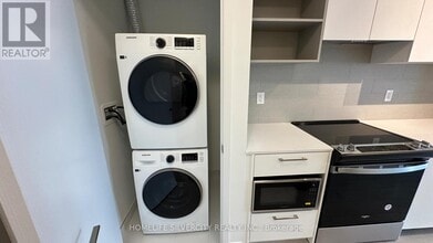 260 Malta Ave. in Brampton, ON - Building Photo - Building Photo