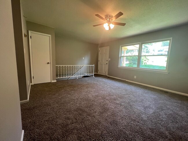 5056 Shoals Ln in Chattanooga, TN - Foto de edificio - Building Photo