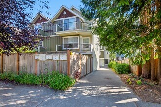 1420B 25th Ave in Seattle, WA - Building Photo - Building Photo