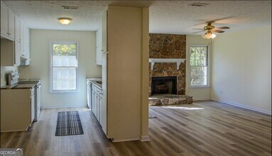 211 Meadow Run in Peachtree City, GA - Building Photo - Building Photo
