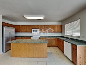 6507 W Hughes Dr in Phoenix, AZ - Building Photo - Building Photo