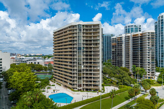 Yacht Harbour in Miami, FL - Building Photo - Building Photo