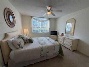 1220 Wildwood Lakes Blvd in Naples, FL - Building Photo - Building Photo