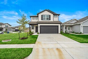 6315 Lakeview Haven Dr in Houston, TX - Building Photo