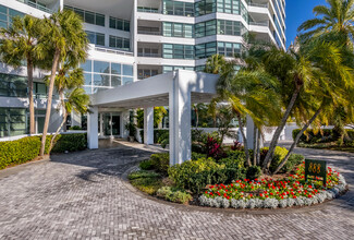 Condo on the Bay Tower I in Sarasota, FL - Building Photo - Building Photo