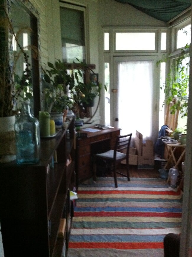 208 Summit Ave, Unit 1A