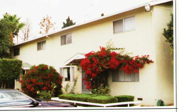 372 Sunset Blvd in Hayward, CA - Building Photo - Building Photo