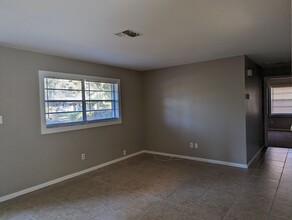 3351 N Bay Ave in Crystal River, FL - Building Photo - Building Photo