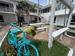 2115 N Ocean Blvd in Fort Lauderdale, FL - Building Photo - Building Photo