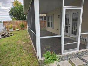 6178 Buena Vista Dr in Margate, FL - Building Photo - Building Photo
