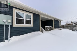19 Galaxy Crescent in St John's, NL - Building Photo - Building Photo