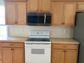 1030 Pk Vw Dr in Tallahassee, FL - Building Photo - Building Photo
