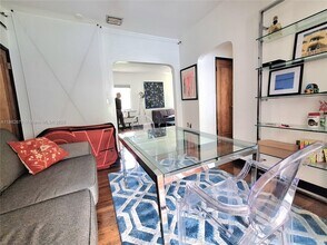 1227 Meridian Ave in Miami Beach, FL - Building Photo - Building Photo