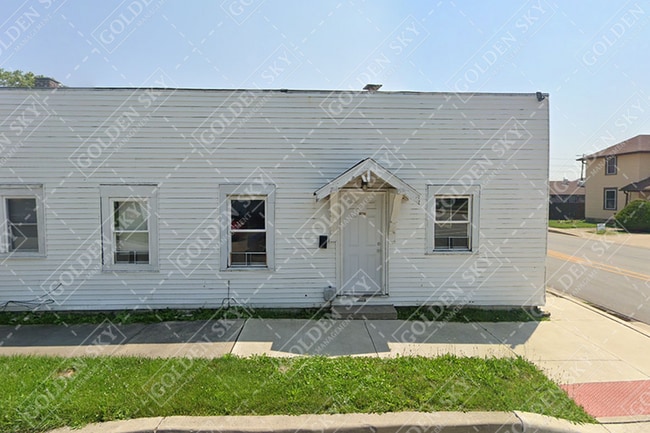 property at 1805 H Ave
