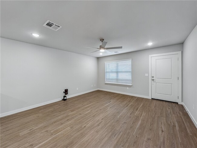 6502 NW Kathleen St in Bentonville, AR - Building Photo - Building Photo