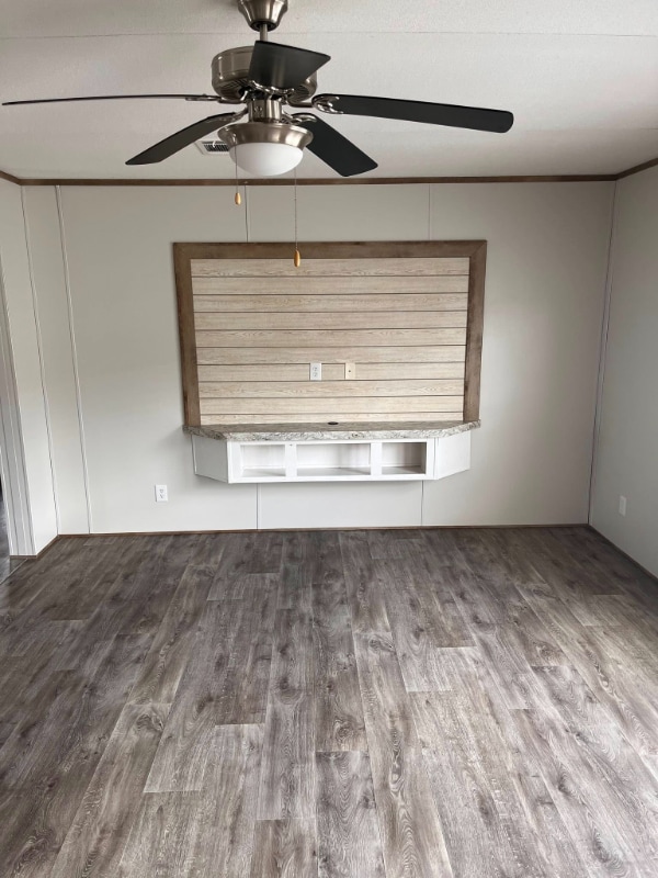 10118 Falvey Lk Ln in Conroe, TX - Building Photo - Building Photo