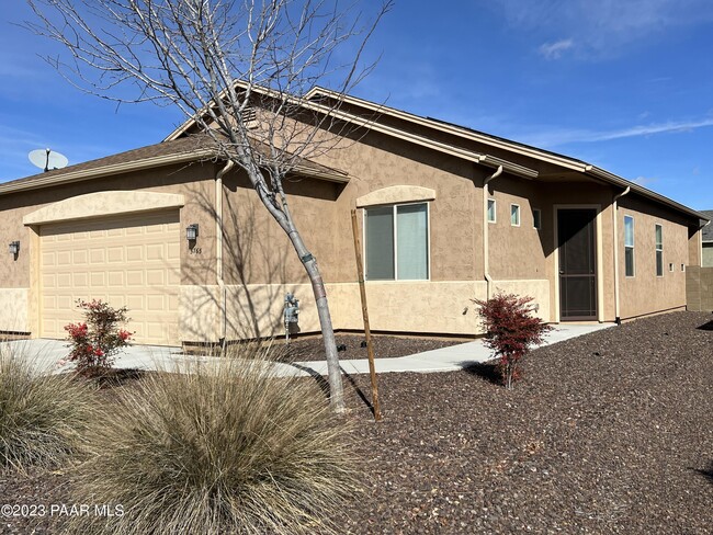 property at 5765 N Thornberry Dr