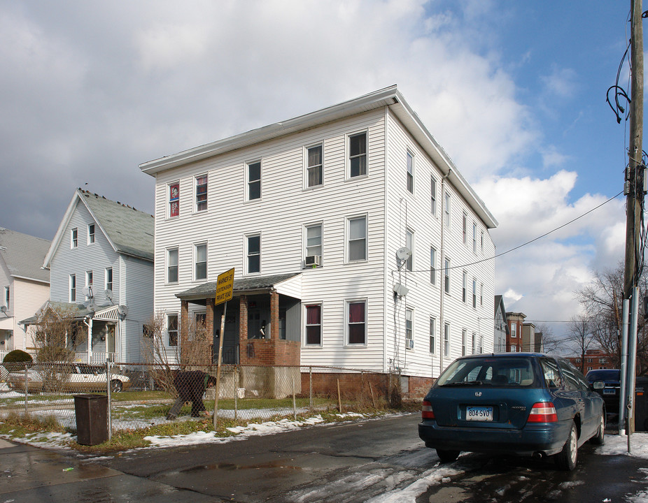 174 Franklin Ave in Hartford, CT - Foto de edificio