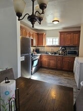 6623 Almeria Ave in Fontana, CA - Foto de edificio - Building Photo