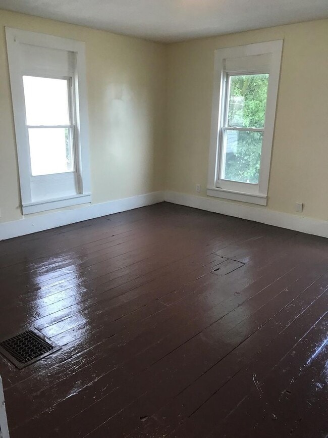 property at 73-75 N 9th St