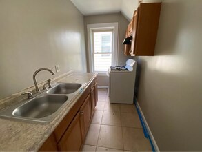 977 Social St in Woonsocket, RI - Building Photo - Building Photo