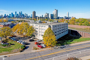 Minnehaha 94 Apartments