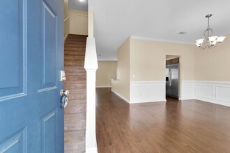 659 Red Oak Ln in Hinesville, GA - Building Photo - Building Photo