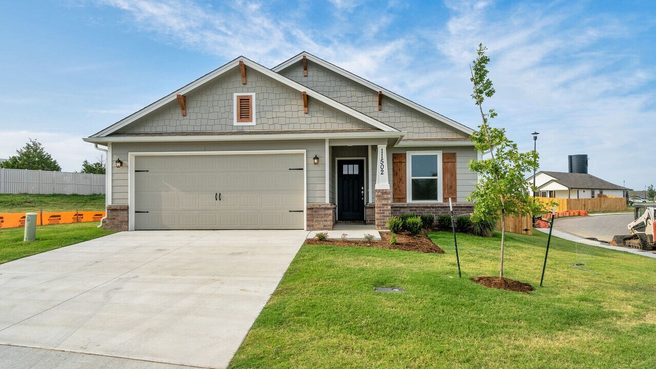 11502 E 94th Pl N in Owasso, OK - Foto de edificio