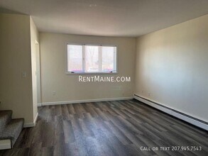 15 Burleigh Rd in Bangor, ME - Building Photo - Building Photo