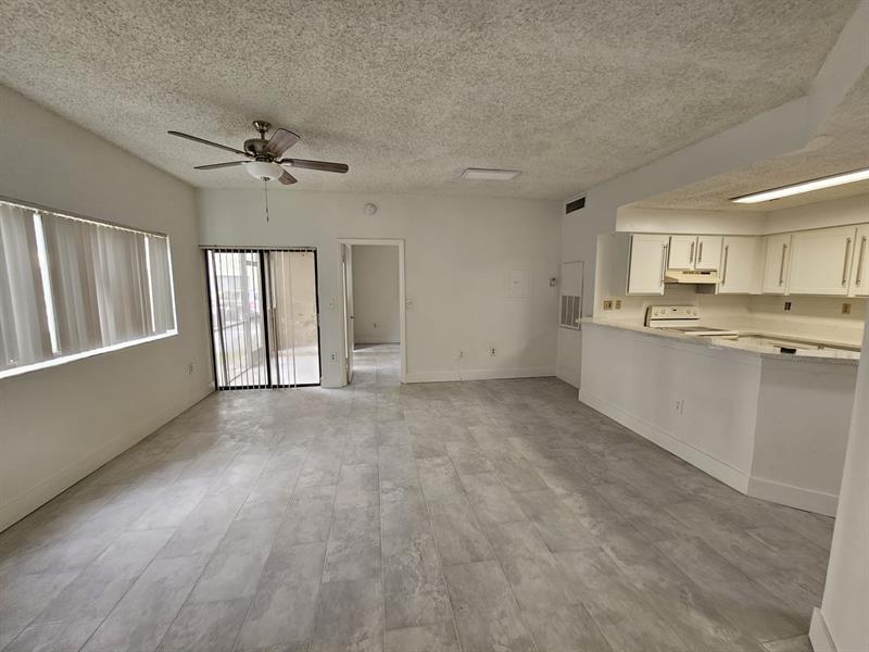2445 SW 18th Terrace in Fort Lauderdale, FL - Building Photo