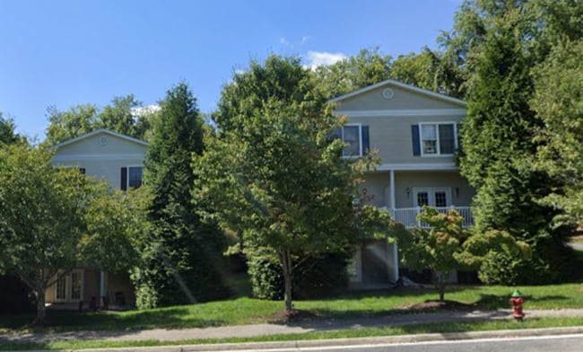 202 Heights Ln in Blacksburg, VA - Building Photo - Building Photo