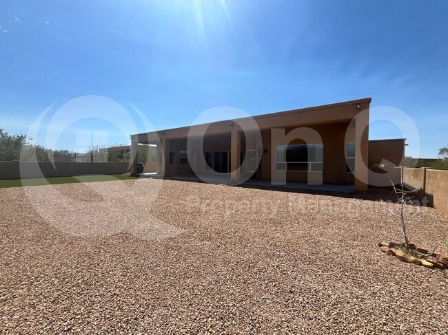 9398 E Desert Milkweed Ct in Corona De Tucson, AZ - Building Photo - Building Photo