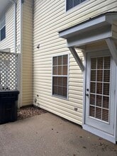 3040 Camelliawood Cir E in Tallahassee, FL - Building Photo - Building Photo
