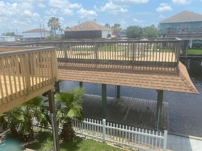 property at 638A Warsaw Dr