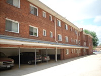 Ballston Garden Apartments in Arlington, VA - Foto de edificio - Building Photo