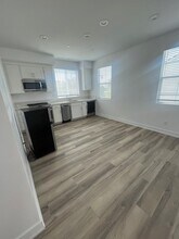 2704 Bella Cir in Santa Rosa, CA - Building Photo - Building Photo