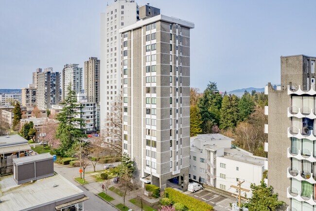 Lost Lagoon Terrace in Vancouver, BC - Building Photo - Building Photo