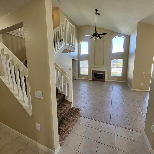 25903 Bloomsbury Ct in Land O Lakes, FL - Building Photo - Building Photo